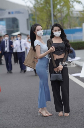 搭讪街拍马尾辫姐姐