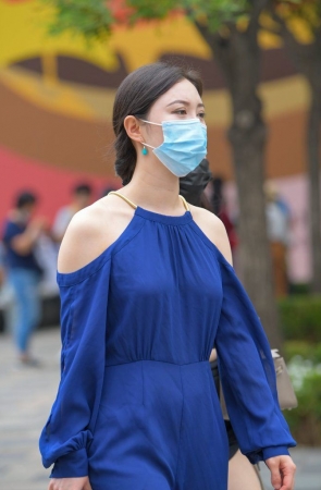 蓝色连体衣美女 [49P-1.38GB]