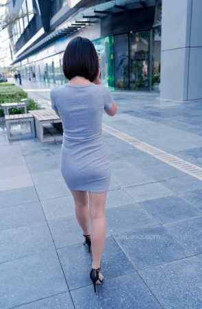 御风&商业广场看哈哈镜的包臀裙肉丝萌宝儿【套图+视频】