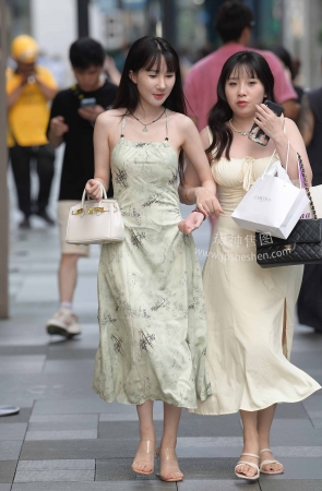 闺蜜逛街太美腻了--230713-3-53 15P