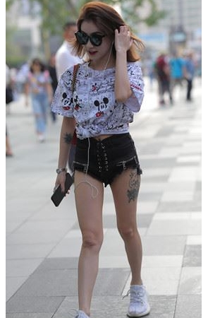 黑色热裤小姐姐(27P)