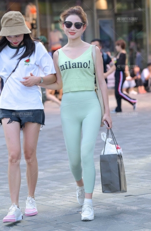 美丽绿色紧身