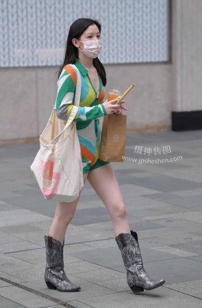 22615-23+51热裤套装女生 13P