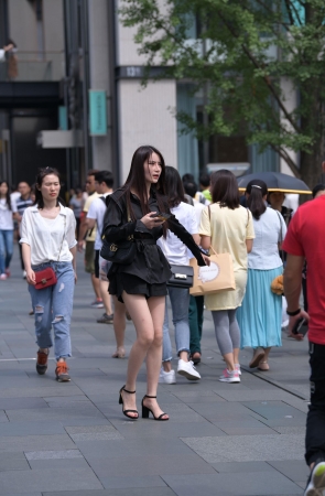 这种小姐姐，你们打几分