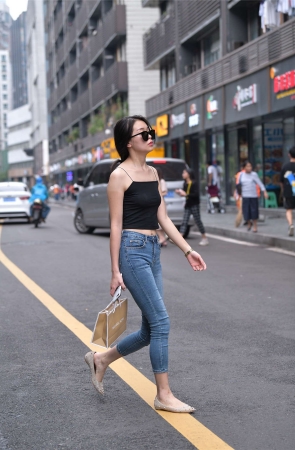 随性牛仔裤搭配