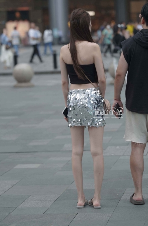 苗条小姐姐~