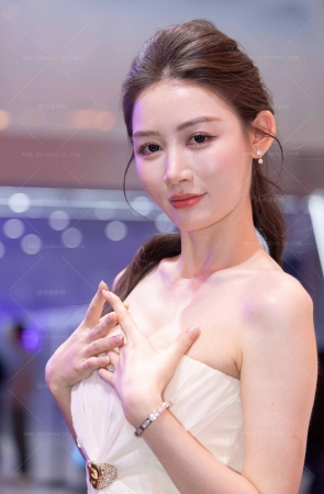 4.29 高端网红车模敏敏展台站车篇 143P 12P