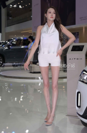 又长又细的腿