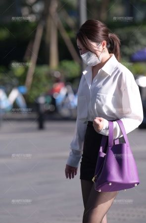 遇见OL黑丝美女