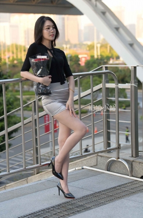 性感大长腿高跟的她~