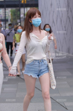 20613-1+176/白嫩肌肤热裤女孩 23P