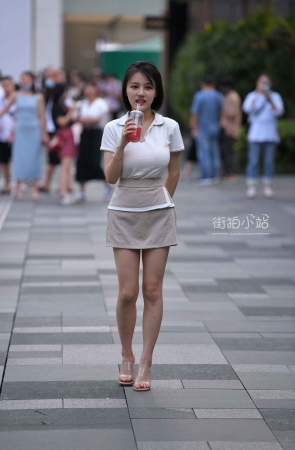 气质短发美女
