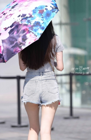 2092-15+32翘臀热裤大白腿 4P