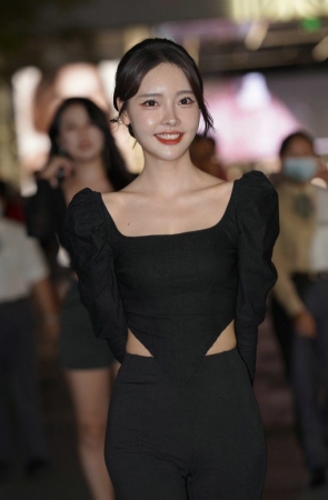 复古的黑色系搭配 [151P-2.33GB]