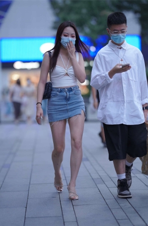 牛仔裙百搭显气质