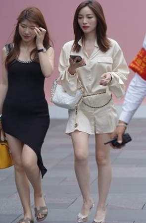 气质小姐姐(50P)