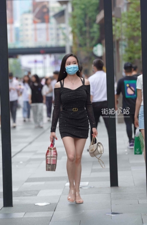 黑色裙