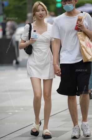 金发白裙女友.230914-1-75 14P