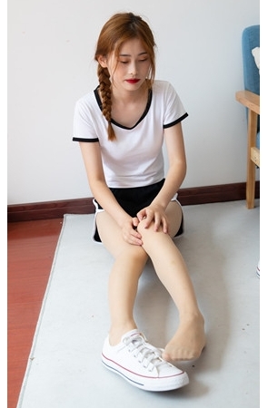 肉丝美足【套图+视频】