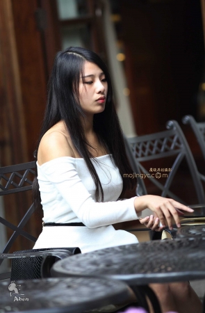 阿奔.露肩套装 黑裙 尖嘴细高跟.13p