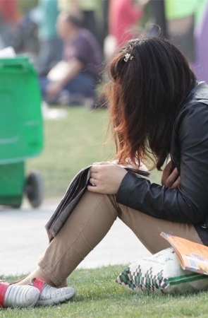 No396 静静坐下歇脚的少妇肉丝