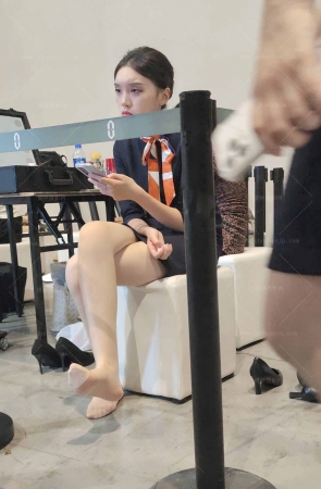 4K视频后台经典震撼休息区肉丝凉脚阵阵飘香