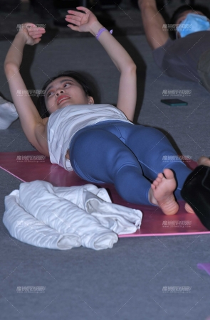 垫上普L提