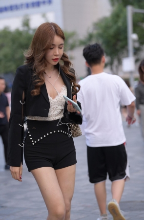 那一年，她只拍照不跳舞