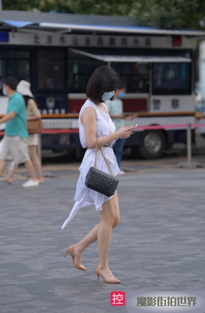 白裙气质美女MJ911[2.14G]