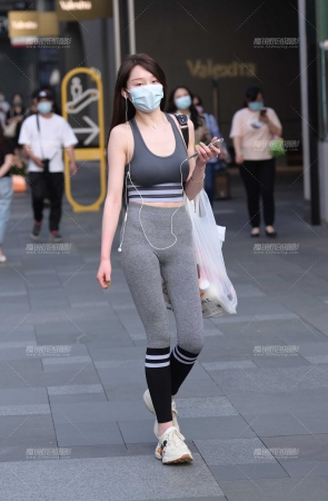 瑜伽裤美女