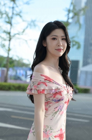 2591-32-93√弦子这裙子，像居家睡衣，感觉来了～ 10P