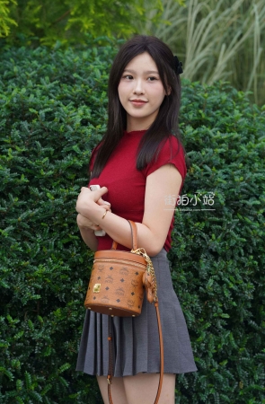 搭讪街拍甜美系JK短裙小仙女