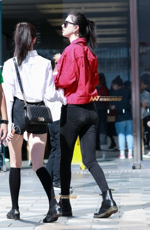 第1352篇&高挑牛仔美女&
