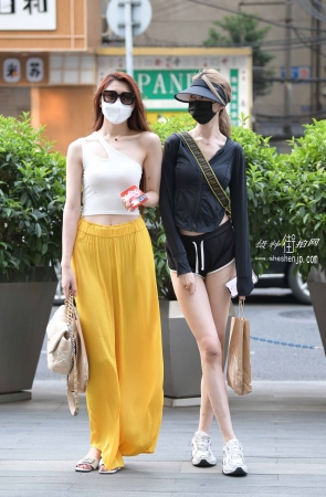 22823-2+138这双腿要上天了【套图➕4k视频】 20P