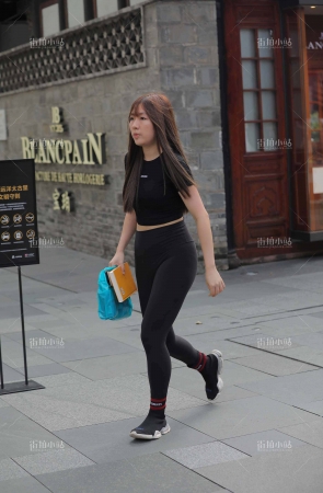 微胖女孩