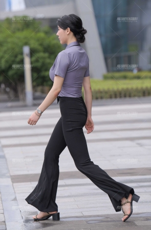 美丽的女裁判-2