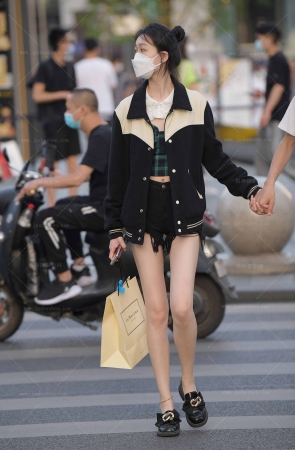时尚女子热裤穿搭。240319-18-130 16P