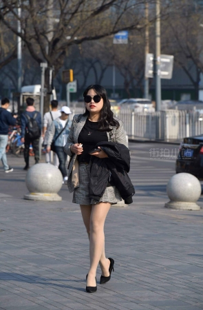 高跟肉丝袜美妇