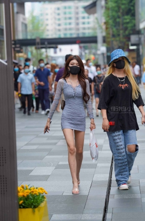 包臀裙小姐姐