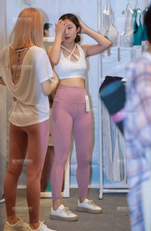 &两位瑜伽美女&