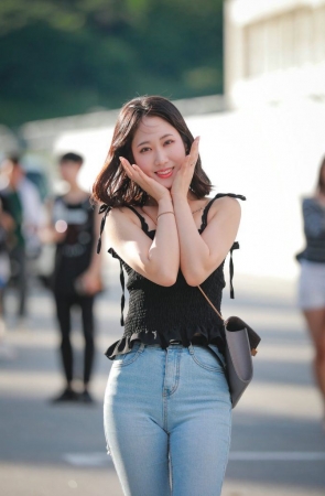 清秀迷人的模样 [68P-522MB]