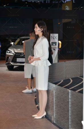 两位R丝妹子
