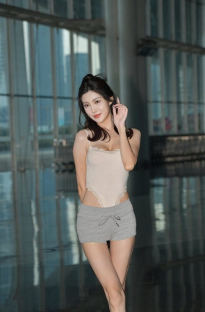 甜美灰色短裤 [66P-1.43GB]