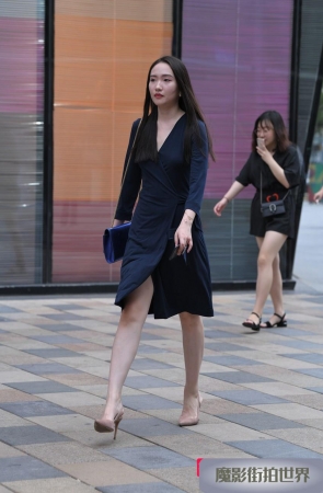 气质白领美女3A2365[154M]