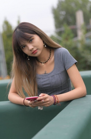 一始街拍作品  白色热裤长腿女孩 [640P-15.1GB]