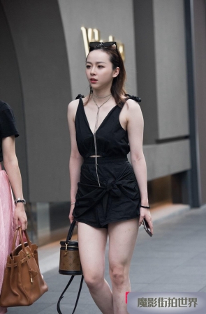 闺蜜一起逛街3A1227[668M]