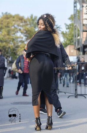 美女肥臀的魅力（2016年10月30日10P）