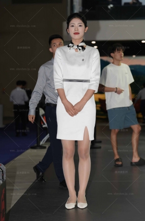 礼仪的肉丝学妹40P