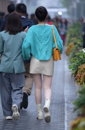 超薄丝袜洁白美女