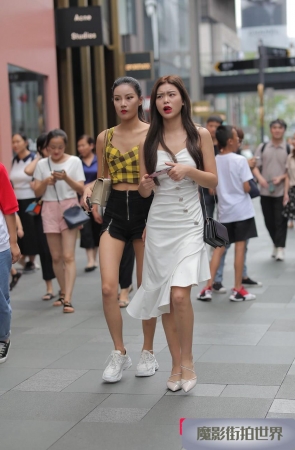 身段高挑白裙美眉3A1466[630M]